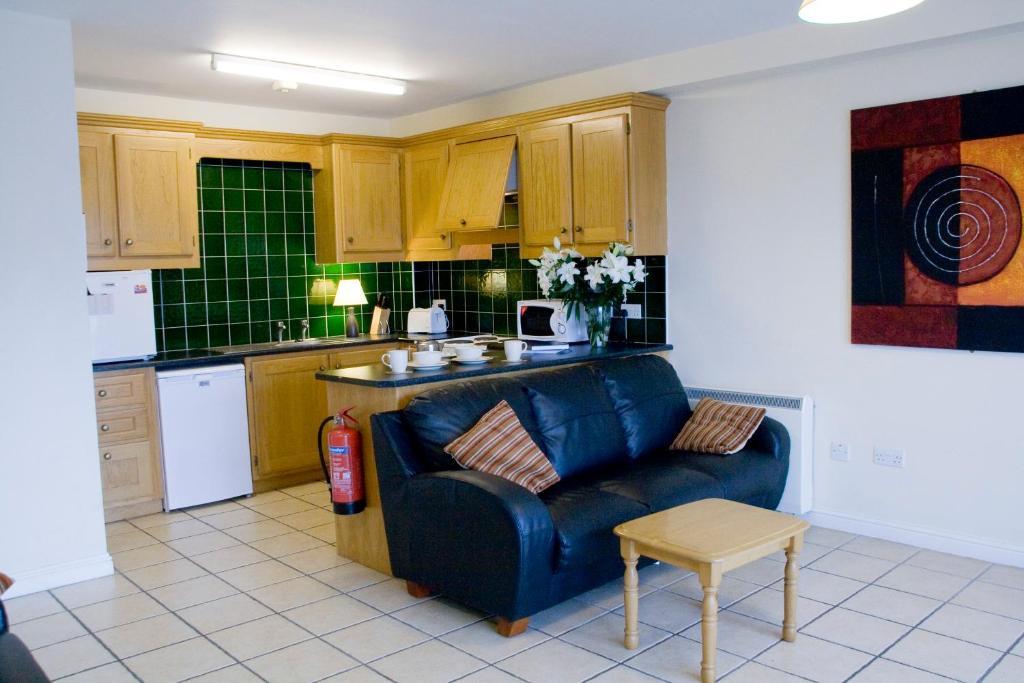 Dunaras Holiday Village Galway Bilik gambar